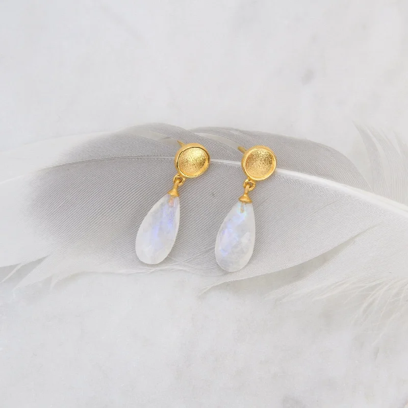 Pearl Drop Earrings For Luxury Style-Sun Drop Moonstone Earrings