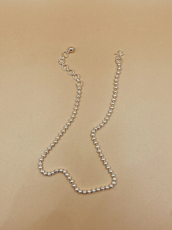 Amira Single Ball Necklace in Silver Tone