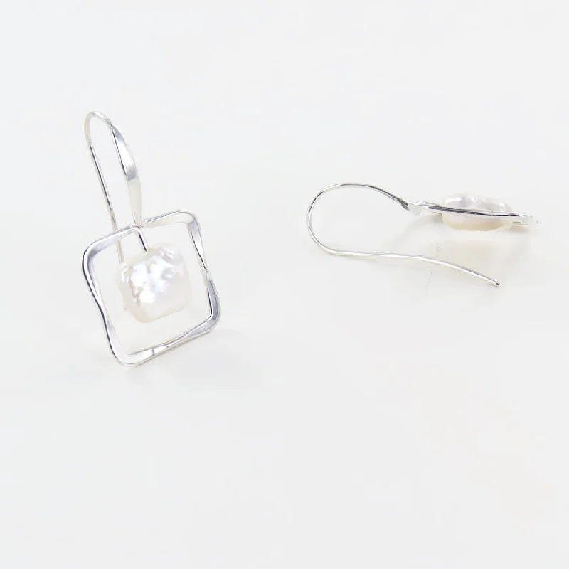 Silver Earrings For Wedding Day Style-Zenith Pearl Earrings