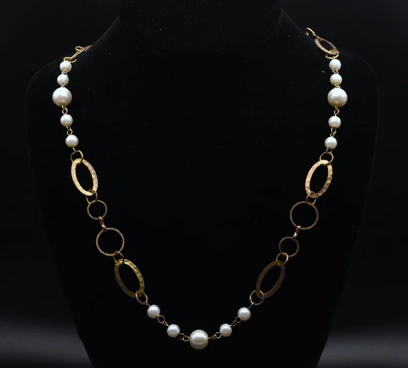 Vintage Gold Tone Metal and Faux Pearl Chain Link Necklace - 28"