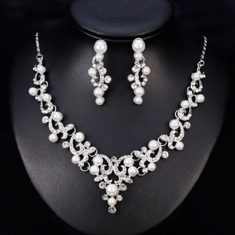 3 Pcs SILVER Jewelry Set Chandelier Swirl Pearls & Rhinestone (Earrings & Necklace) JS-029