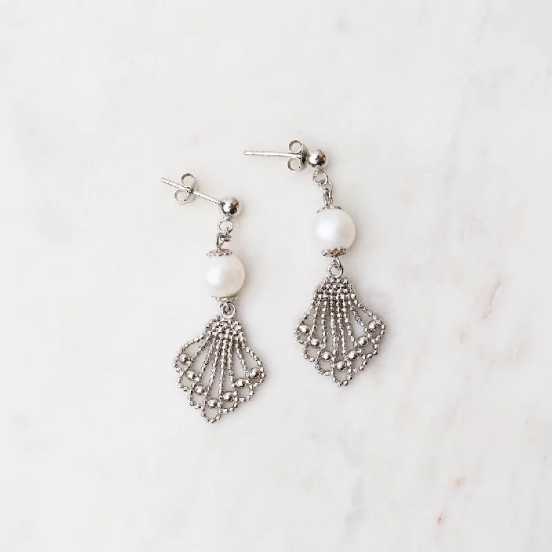 Vintage Drop Earrings For Timeless Fashion-Pearl with Fan Drop Earrings